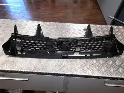 Second-hand car spare part FRONT GRILLE for NISSAN PICK-UP (D22)  OEM IAM references   