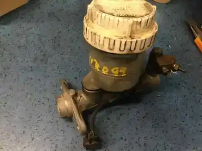 Pezzo di ricambio per auto di seconda mano pompa freni per mitsubishi montero (v20/v40) 2500 td gl riferimenti oem iam mb699830  