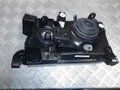 İkinci el araba yedek parçası sag far için nissan terrano/terrano ii (r20) 2.4 4wd oem iam referansları 260600x000  