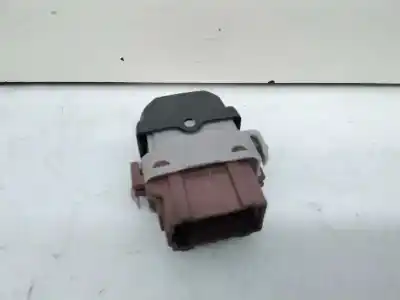 Pezzo di ricambio per auto di seconda mano INTERRUTTORE ALZACRISTALLI ANTERIORE SINISTRO per RENAULT CLIO III  Riferimenti OEM IAM   