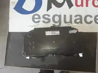 Pezzo di ricambio per auto di seconda mano pannello degli strumenti per renault kangoo ii (f/kw0) 1.5 furgón confort riferimenti oem iam 8200796015d  