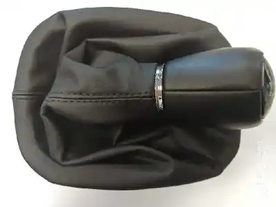 Pièce détachée automobile d'occasion POMMEAU DE LEVIER DE VITESSES pour SEAT LEON (1M1)  Références OEM IAM   