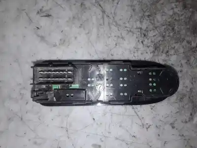 Second-hand car spare part LEFT FRONT POWER WINDOW SWITCH for CITROEN C3  OEM IAM references 98012283XT  