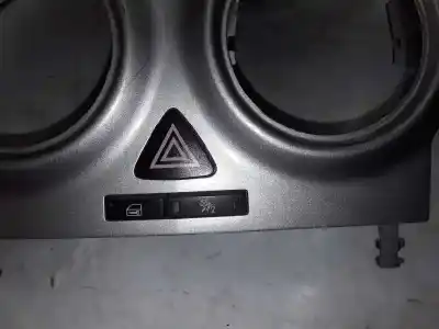 Pezzo di ricambio per auto di seconda mano console centrale per opel corsa d s-d pd11 riferimenti oem iam   