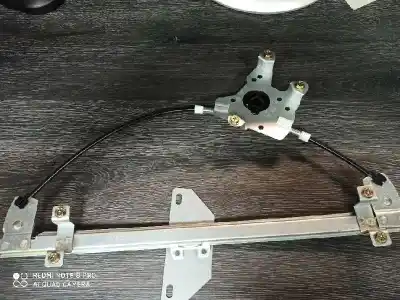 Pezzo di ricambio per auto di seconda mano ALZACRISTALLI ANTERIORE SINISTRO per NISSAN JUKE (F15)  Riferimenti OEM IAM   