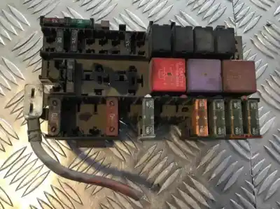 Pezzo di ricambio per auto di seconda mano SCATOLA RELÈ/FUSIBILI per RENAULT SCENIC (JA..)  Riferimenti OEM IAM 7703497782B  