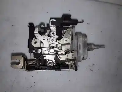 Pezzo di ricambio per auto di seconda mano serratura porta anteriore destra per audi a4 avant (b5) 1.9 tdi quattro riferimenti oem iam 8d1837016f  