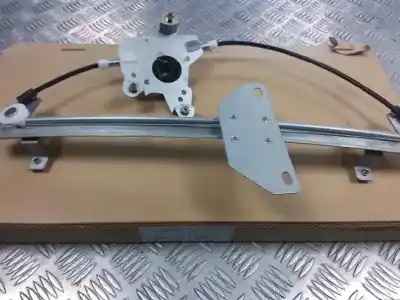 Pezzo di ricambio per auto di seconda mano ALZACRISTALLI ANTERIORE SINISTRO per NISSAN JUKE (F15)  Riferimenti OEM IAM   