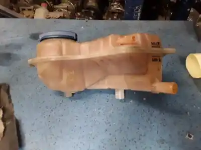 Автозапчасти б/у расширительный депозит за audi a4 b7 avant (8ed) 1.9 tdi ссылки oem iam 8e0121403  