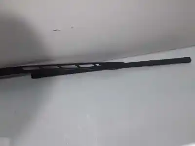 Peça sobressalente para automóvel em segunda mão haste de escova dianteiro direito por audi a3 (8p1) 2.0 tdi 16v referências oem iam 8p1955408a  