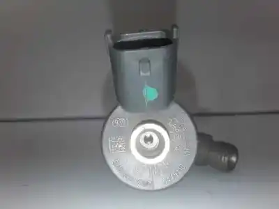 Peça sobressalente para automóvel em segunda mão INJETOR por RENAULT MEGANE II BERLINA 3P  Referências OEM IAM 0445110110B  8200100272