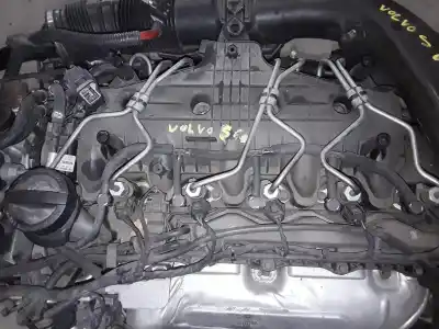Second-hand car spare part complete engine for volvo s60 lim.  oem iam references d5204t  