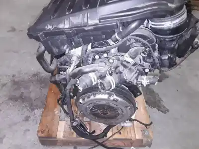 Pièce détachée automobile d'occasion MOTEUR COMPLET pour SKODA FABIA  Références OEM IAM DKR  