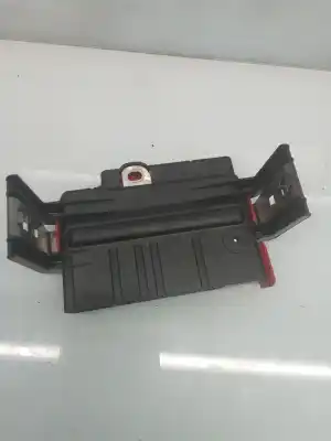 Peça sobressalente para automóvel em segunda mão caixa de fusíveis e relés por bmw serie 1 berlina (e81/e87) 2.0 16v referências oem iam 10688710  