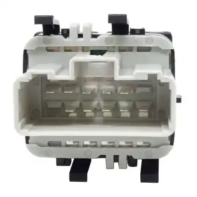 Second-hand car spare part LEFT FRONT POWER WINDOW SWITCH for RENAULT MEGANE II BERLINA 5P  OEM IAM references 8200315042  