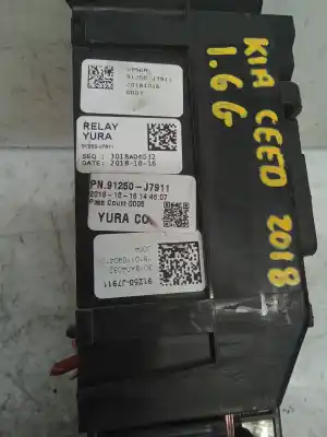 Pezzo di ricambio per auto di seconda mano scatola relè/fusibili per kia ceed 1.6 tgdi cat 204 cv / 150 kw riferimenti oem iam 26101808071802  