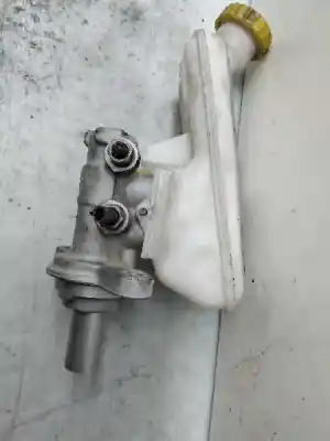Pièce détachée automobile d'occasion réservoir de liquide de direction assistée pour citroen ds3 desire 82 cv / 60 kw références oem iam 0204054032  