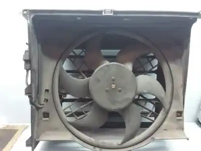 Recambio de automóvil de segunda mano de electroventilador para bmw serie 3 berlina (e30)  referencias oem iam 0130303933  