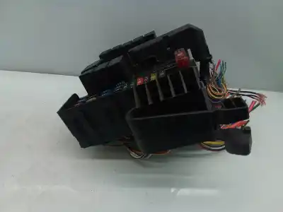Pièce détachée automobile d'occasion boîtes à fusibles pour smart fortwo cabrio  références oem iam 0001683v001  