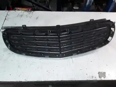 Second-hand car spare part front grille for mercedes-benz clase c (w203) sportcoupe c 180 (203.735) oem iam references a2058802683  