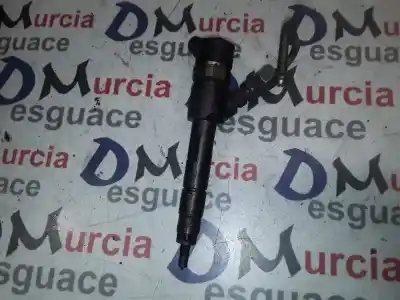 Автозапчастина б/у ИНЖЕКТОР для RENAULT MEGANE II BERLINA 3P  Посилання на OEM IAM 8200389369  