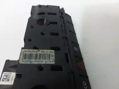 Peça sobressalente para automóvel em segunda mão interruptor 4 piscas - emergência por renault clio v 1.5 blue dci diesel fap referências oem iam 283e86009r  