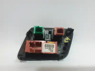 Автозапчасти б/у многофункциональное управление за citroen c4 lim. 1.6 blue-hdi fap ссылки oem iam 96717155zd  