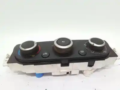 Pièce détachée automobile d'occasion COMMANDE DE CLIMATISATION / CHAUFFAGE pour RENAULT SCENIC III  Références OEM IAM   