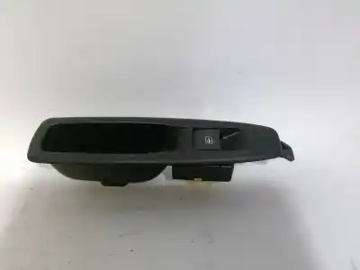 Pezzo di ricambio per auto di seconda mano comando alzacristalli posteriori destro per renault captur ii zen 131 cv / 96 kw riferimenti oem iam 829614619r