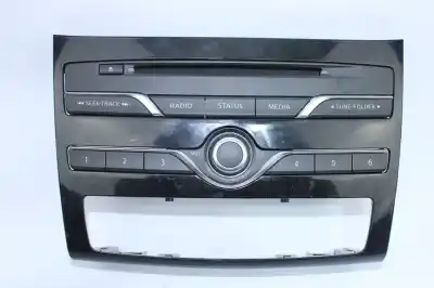 Pezzo di ricambio per auto di seconda mano impianto audio / radio cd per infiniti q30 1.5d premium city black 109 cv / 80 kw riferimenti oem iam 5da1a21e0600  