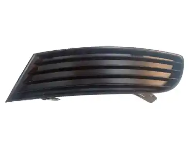 Peça sobressalente para automóvel em segunda mão GRELHA DE PÁRA CHOQUES ESQUERDA por SEAT LEON (1M1)  Referências OEM IAM 1M0853665B01C  