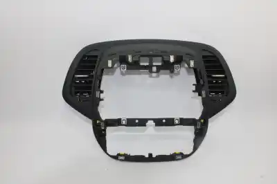Автозапчастина б/у аераційна решіта для renault captur xmod посилання на oem iam 682602532r  