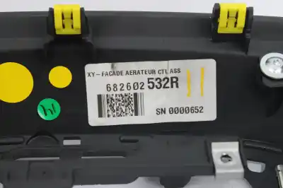 Автозапчастина б/у аераційна решіта для renault captur xmod посилання на oem iam 682602532r  