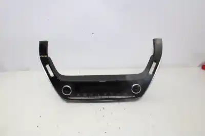 Peça sobressalente para automóvel em segunda mão comando de sofagem (chauffage / ar condicionado)  por toyota corolla (e21) hybrid active referências oem iam 5590002f30 5567002840c0 7035m93