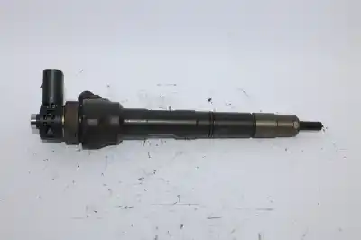 Second-hand car spare part INJECTOR for AUDI A3 (8V)  OEM IAM references 0445110477  
