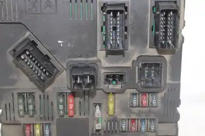 Second-hand car spare part fuse box unit for citroen c3 (f desde 11/2001) 1.1 8v oem iam references bsif0200