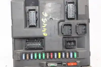 Second-hand car spare part fuse box unit for citroen c3 exclusive oem iam references 9666952280  