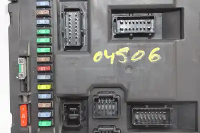Second-hand car spare part fuse box unit for citroen c3 collection oem iam references 9666952280  