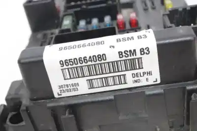 Peça sobressalente para automóvel em segunda mão caixa de fusíveis e relés por peugeot 206 berlina xr referências oem iam 9650664080