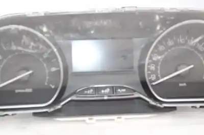 Peça sobressalente para automóvel em segunda mão quadrante por peugeot 208 style referências oem iam 9813848780  