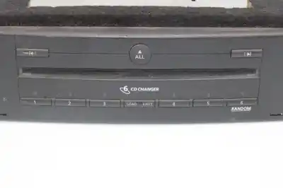 Peça sobressalente para automóvel em segunda mão SISTEMA DE ÁUDIO / RÁDIO CD por RENAULT LAGUNA II (BG0/1_)  Referências OEM IAM 8200071208A  