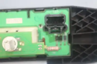 Автозапчасти б/у многофункциональный дисплей за citroen c3 1.4 hdi (68 cv) 1.4 hdi ссылки oem iam 96439997xt  