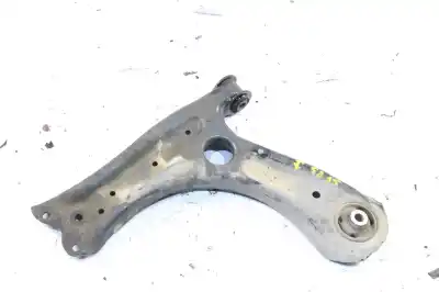 Tweedehands auto-onderdeel LINKER ONDERSTE OPHANG ARM voor SKODA FABIA  OEM IAM-referenties 6R0407151E  