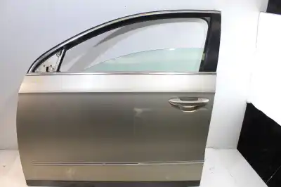 Recambio de automóvil de segunda mano de PUERTA DELANTERA IZQUIERDA para VOLKSWAGEN PASSAT BERLINA (312)  referencias OEM IAM   