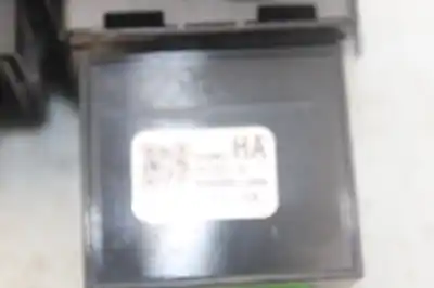 Автозапчастина б/у многофункційне управління для land rover range rover evoque 2.0 td4 cat посилання на oem iam gj3211654ha  