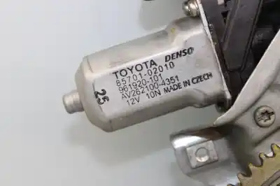 Second-hand car spare part rear left window regulator for toyota auris (e18) toyota auris oem iam references 8570102010  