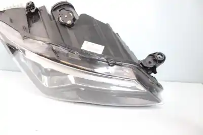 Second-hand car spare part right headlight for seat ateca (kh7) 1.5 16v tsi act oem iam references 90117434c  