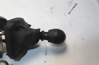 Second-hand car spare part GEAR LEVER for RENAULT MASTER KASTEN  OEM IAM references 8200744935  