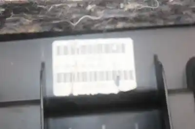 Peça sobressalente para automóvel em segunda mão porta luvas por bmw serie 1 berlina (e81/e87) 2.0 cat referências oem iam 712455416  