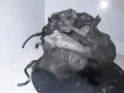 Second-hand car spare part gearbox for opel astra j sports tourer (p10) 1.7 cdti (35) oem iam references m32  
